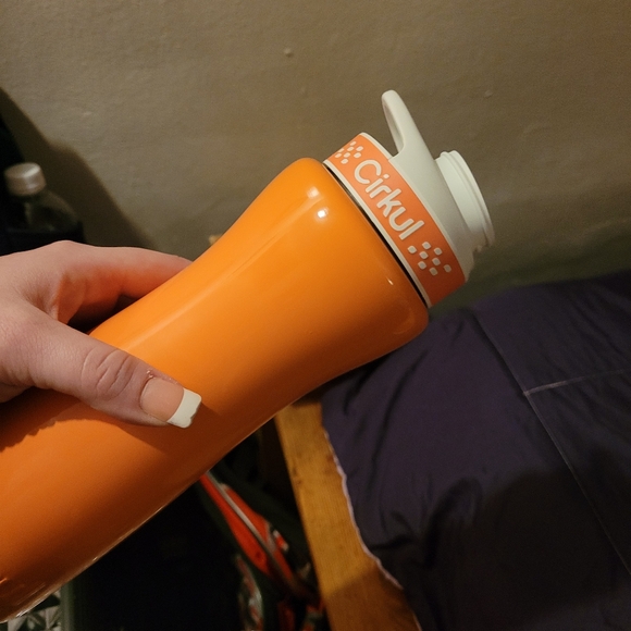 Limited Edition: 22oz. Cirkul Peach Bottle Drop - Picture 6 of 6